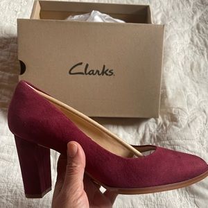Clarks Womens Kaylin Cara 2 Red Suede Smart Dress Heel Pump Shoes